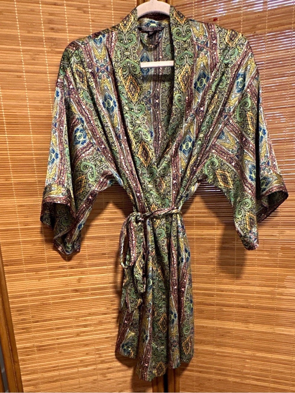 Victoria's Secret Green Paisley Satin Kimono Robe